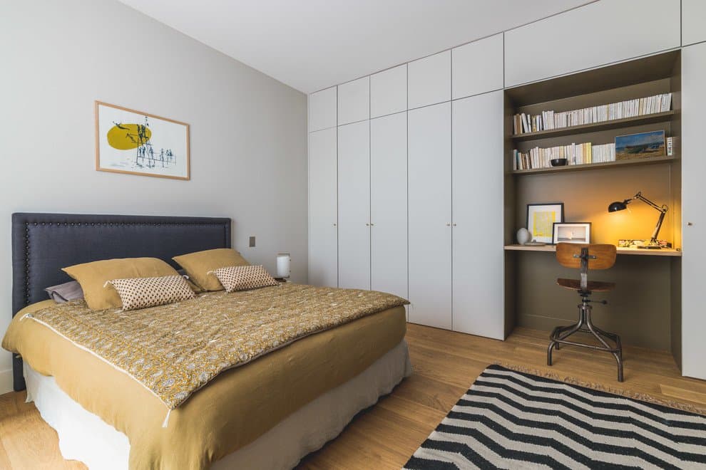17 Espectaculares interiores contemporáneos de dormitorio Te volverás loco por "width =" 630 "srcset =" http://www.architectureartdesigns.com/wp-content/uploads/2018/05/17-Spectacular-Contemporary- Dormitorio-interiores-usted-ir-ir-loco-para-13.jpg 990w, http://www.architectureartdesigns.com/wp-content/uploads/2018/05/17-Spectacular-Contemporary-Bedroom-Interiors-You -Will-Go-Crazy-For-13-630x420.jpg 630w, http://www.architectureartdesigns.com/wp-content/uploads/2018/05/17-Spectacular-Contemporary-Bedroom-Interiors-You-Will- Go-Crazy-For-13-768x512.jpg 768w "sizes =" (max-width: 990px) 100vw, 990px "title =" 17 Espectaculares interiores contemporáneos de dormitorio irás loco por "/>
<p class=