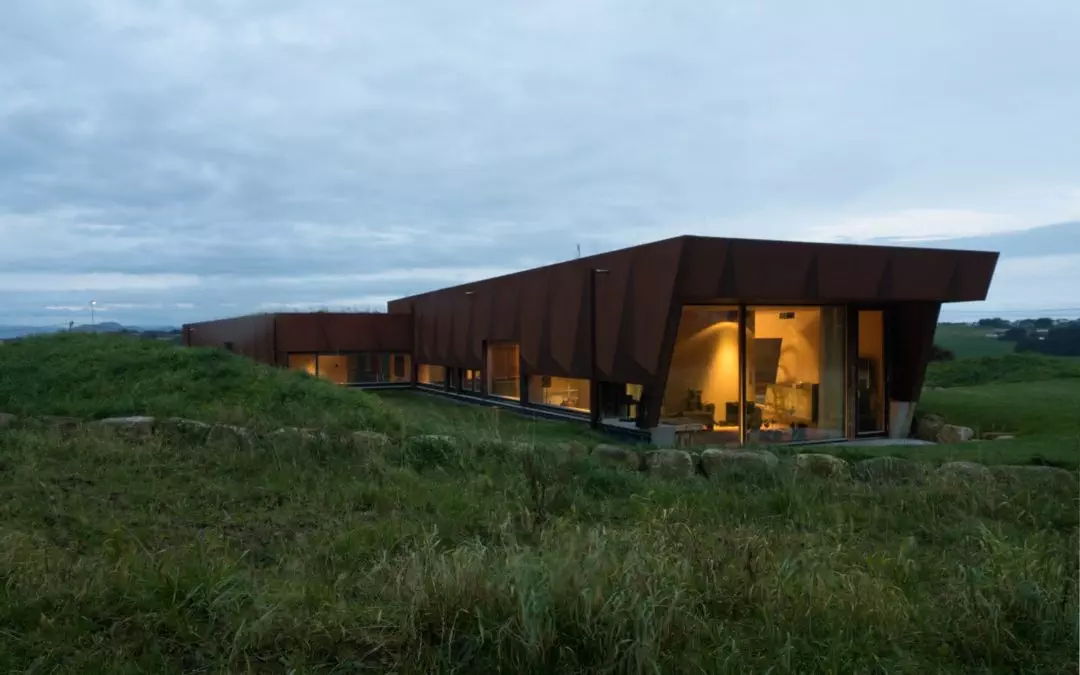 Villa Tjelta de Hoem + Folstad Arkitekter en Sola, Noruega