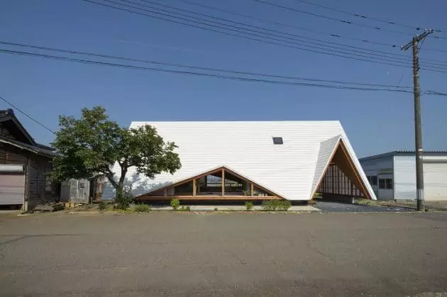 Casa Hara de Takeru Shoji Architects en Nagaoka, Japón