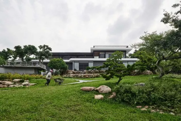 Casa de plataformas de YD Architects en Taiwán