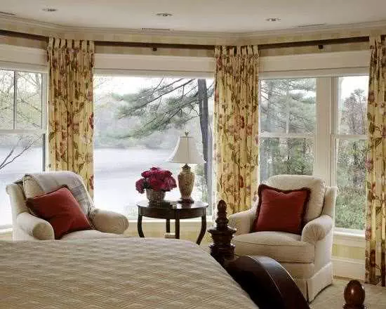 Diferentes ambientes decorados con cortinas de tela que se ven espléndidas